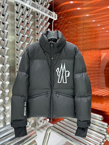 Moncler Verdons Stand Collar Down Jacket – Classic Ski-Heritage Puffer