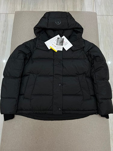 Lululemon Wunder Puff Jacket – Windproof & Water-Repellent Women's Puffer