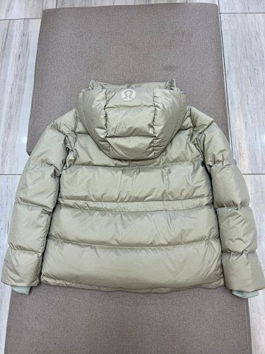 Lululemon Wunder Puff Jacket – Windproof & Water-Repellent Women's Puffer