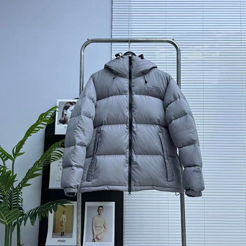 The North Face Hooded Down Puffer Jacket – Oversized Matte Shell in Black & Grey