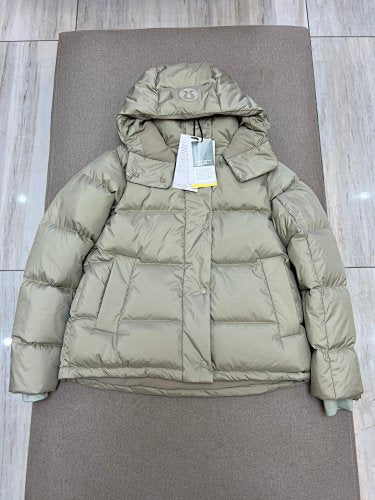 Lululemon Wunder Puff Jacket – Windproof & Water-Repellent Women's Puffer