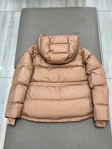 Lululemon Wunder Puff Jacket – Windproof & Water-Repellent Women's Puffer