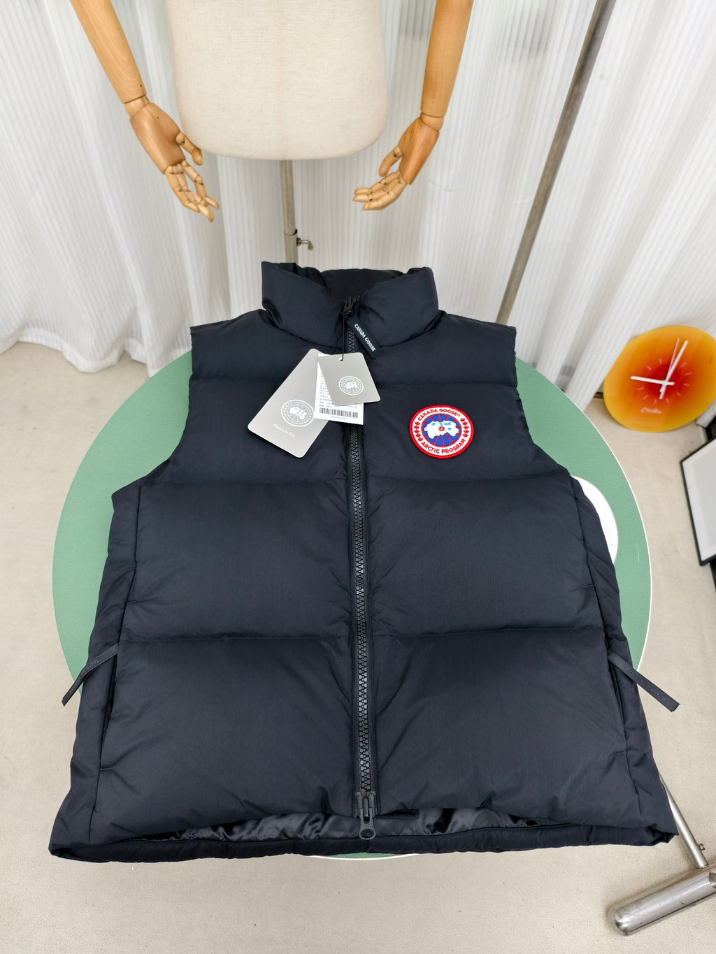 Canada Goose Freestyle Crew Down Vest – Red Patch