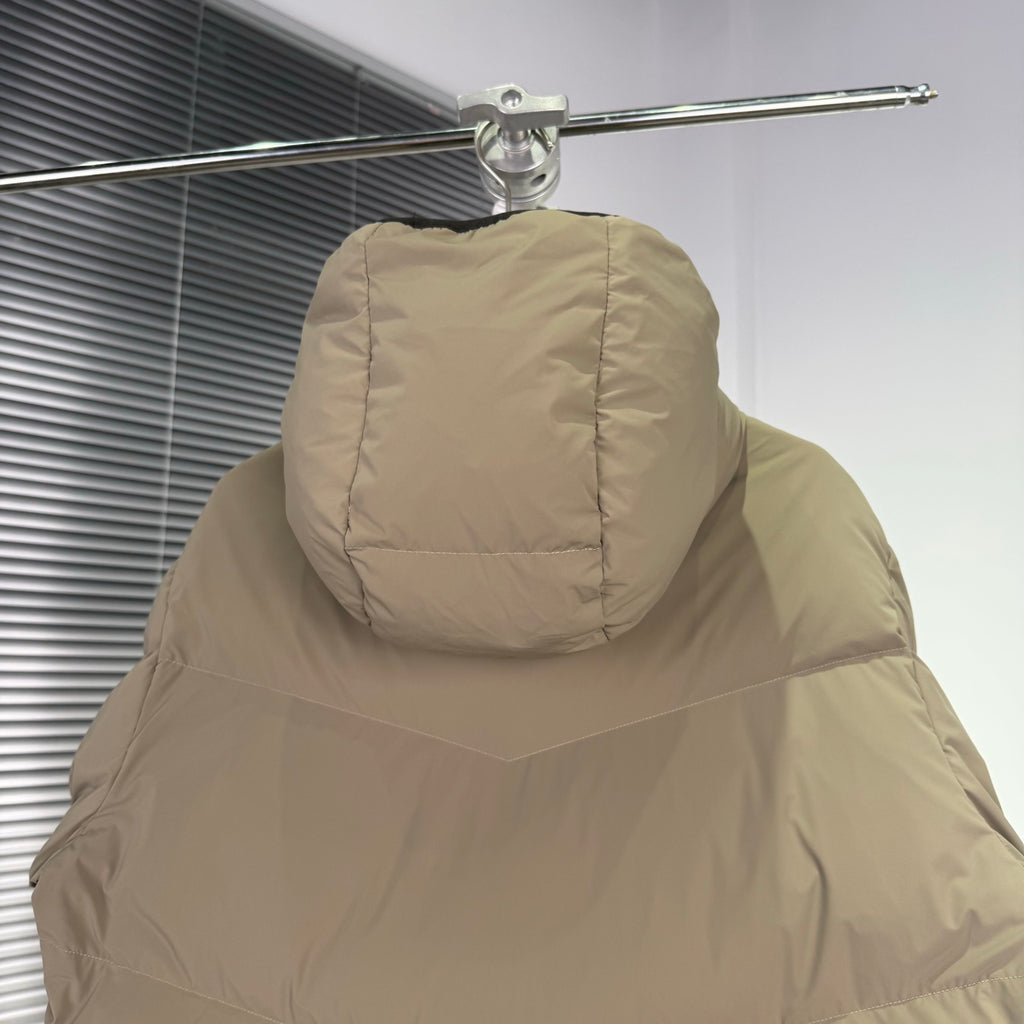 Moncler Grenoble Arcesaz Down Jacket — Dual-Zip, Grenoble Badge, Oversized Hood (Black & Sand)