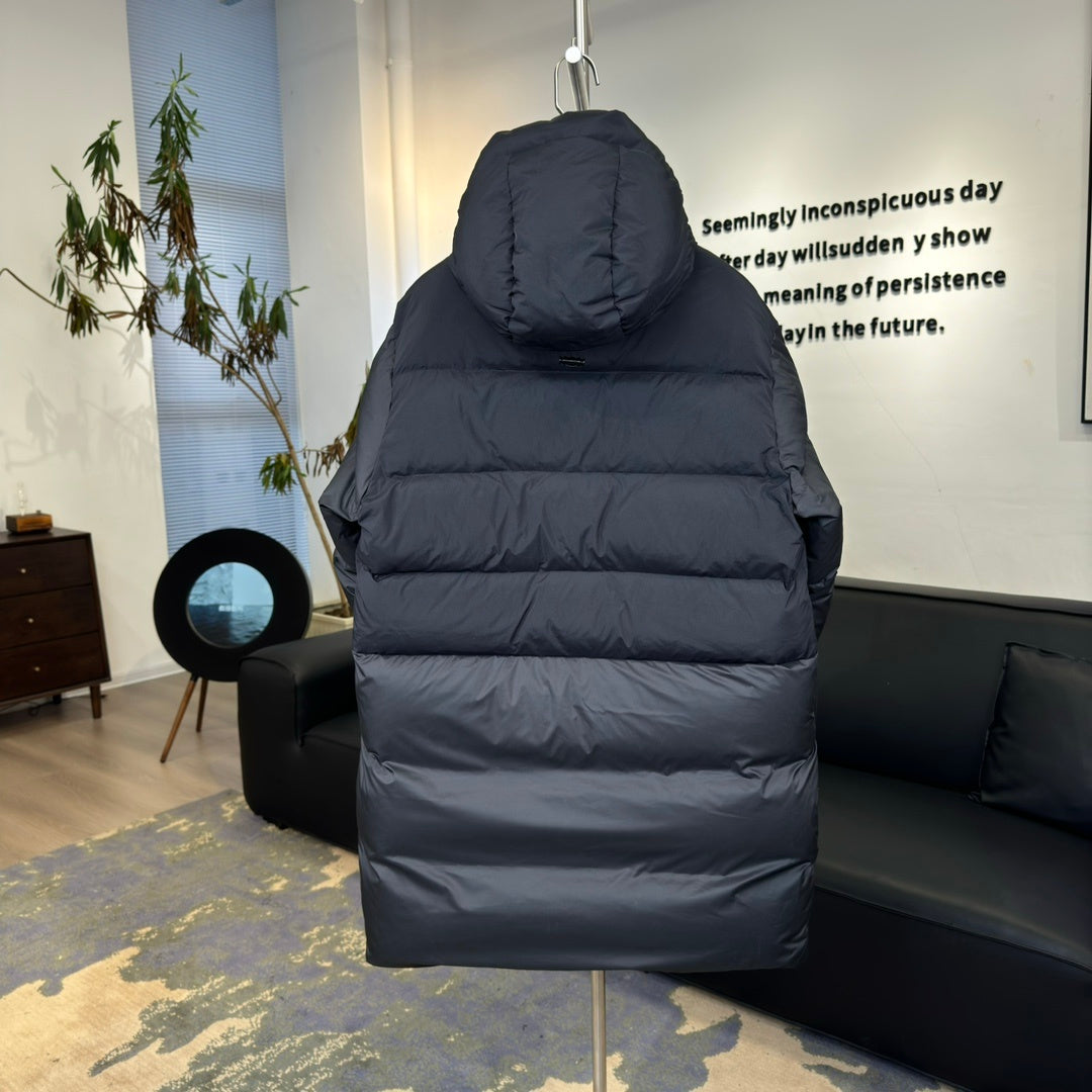 Moncler Bosona Long Down Jacket — Oversized, Large Badge, Dual Chest Pockets (Black)