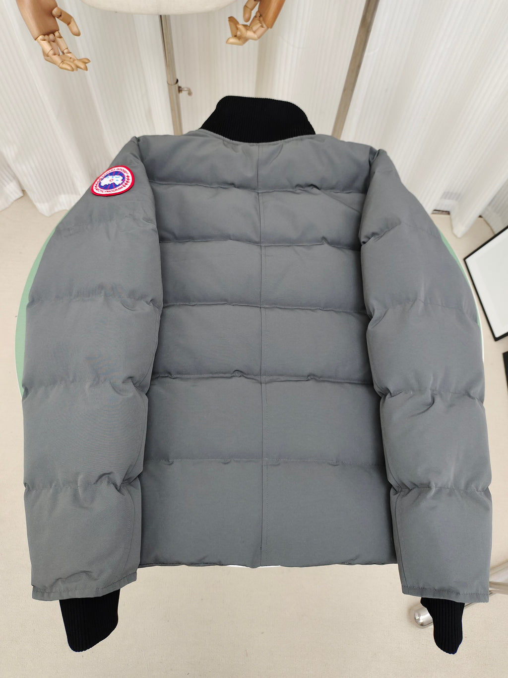 Canada Goose Brome Down Bomber — Navy