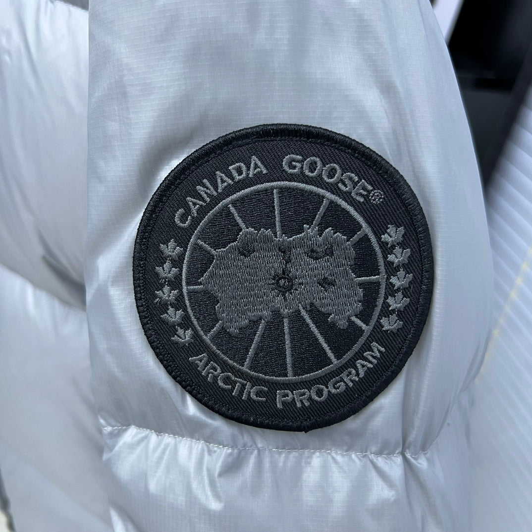 Canada Goose Crofton Hooded Down Jacket – Silver