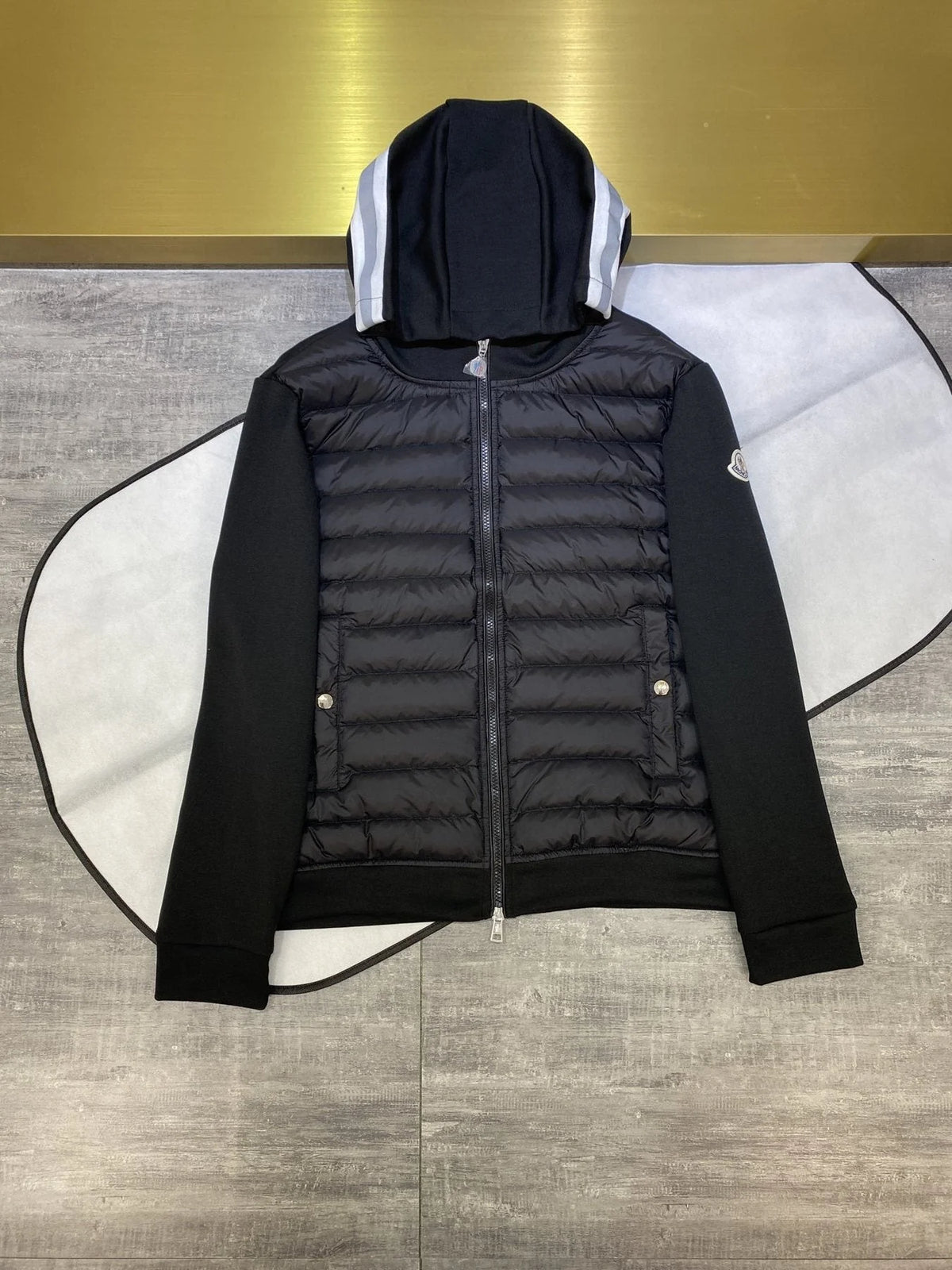 Moncler Sweater Sleeve Down Jacket – Knit-Hybrid Black Puffer