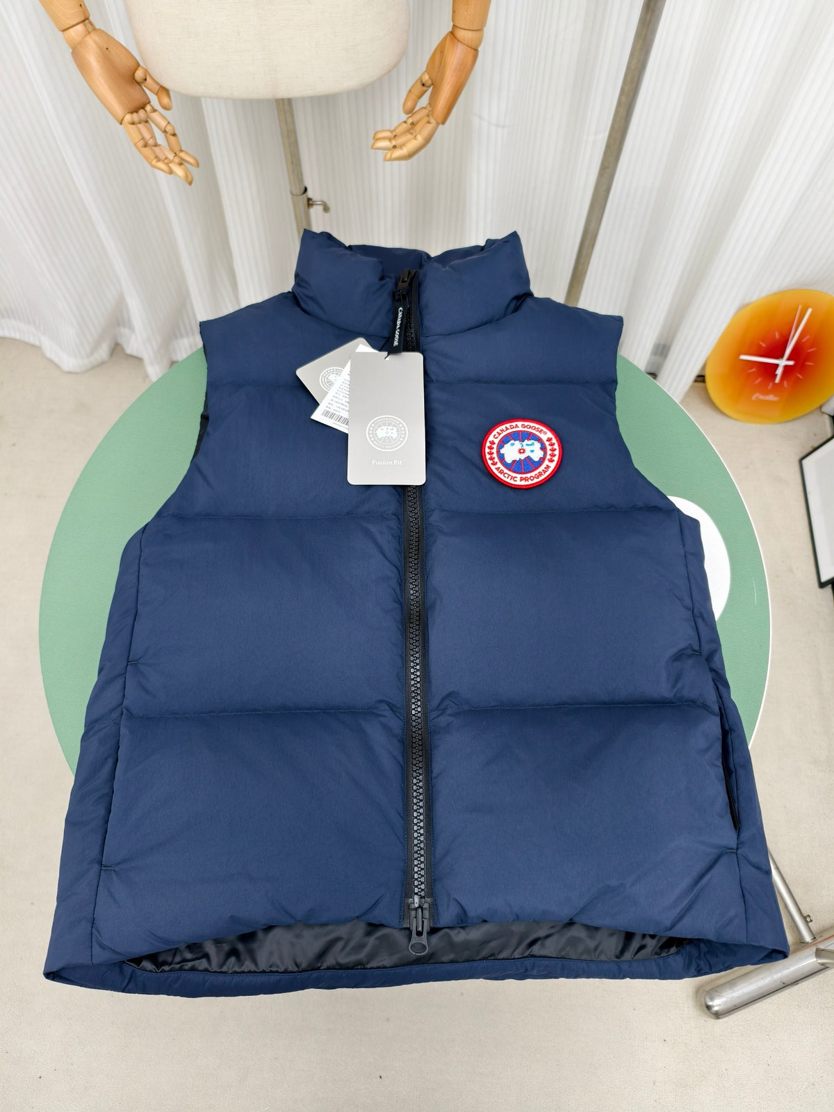 Canada Goose Freestyle Crew Down Vest – Red Patch