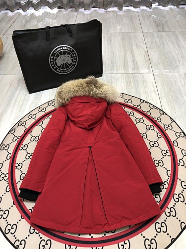 Canada Goose Trillium Parka — Women's Asymmetric Hem, Coyote Fur Hood (Black, Graphite & Red)