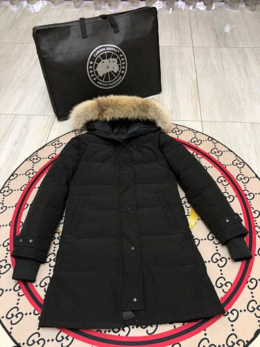 Canada Goose Shelburne Parka — Women's Mid-Length Coyote Fur Hood (Black, Graphite & Red)
