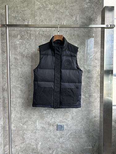 Canada Goose Freestyle Vest — Tonal Badge Edition (White & Black)